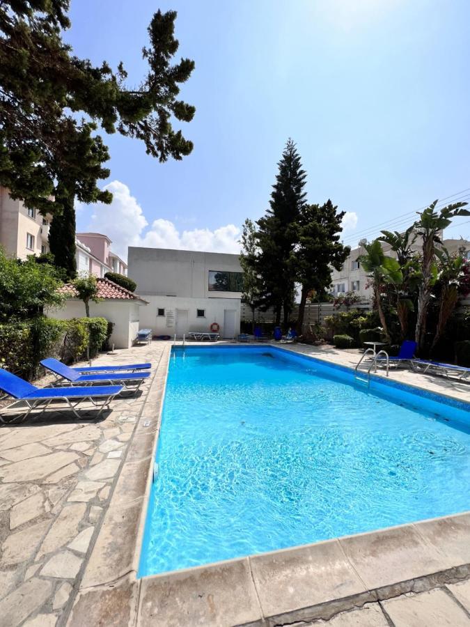 Pafia Sunbeach Townhouse Paphos Exterior foto