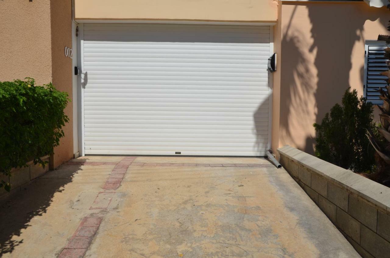 Pafia Sunbeach Townhouse Paphos Exterior foto